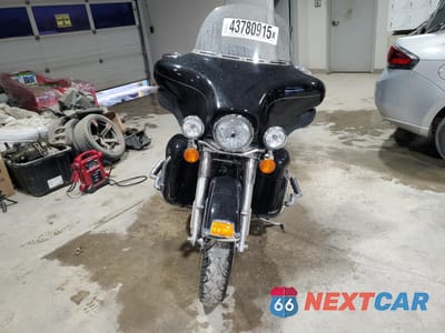 Drugie zdjęcie samochodu z przodu: 2012 HARLEY-DAVIDSON FLHTK ELECTRA GLIDE ULTRA LIMITED VIN:1HD1KEM13CB636465 - miniatura