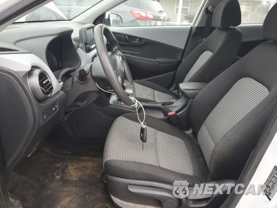Zdjęcie 7 z 16 samochodu: 2021 HYUNDAI KONA SE VIN:KM8K1CAA2MU642731 - miniatura