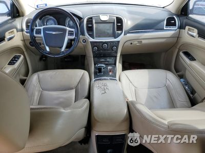Zdjęcie 8 z 12 samochodu: 2012 CHRYSLER 300 LIMITED VIN:2C3CCACG9CH227355 - miniatura