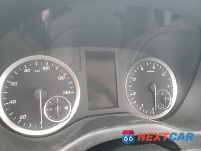 Zdjęcie 9 z 13 samochodu: 2020 MERCEDES-BENZ METRIS VIN:WD3PG3EA2L3665119 - miniatura