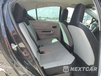 Zdjęcie 11 z 13 samochodu: 2013 TOYOTA PRIUS C VIN:JTDKDTB33D1529304 - miniatura