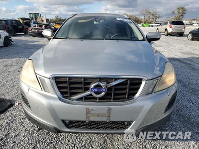 Piąte zdjęcie samochodu w środku: 2011 VOLVO XC60 T6 VIN:YV4902DZ3B2154573 - miniatura