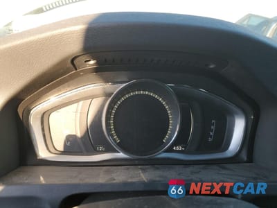 Zdjęcie 9 z 12 samochodu: 2017 VOLVO V60 PREMIER VIN:YV149MSK4H1342712 - miniatura