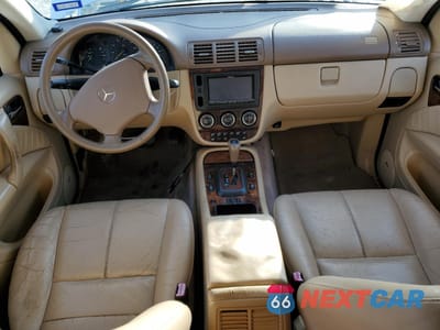 Zdjęcie 8 z 13 samochodu: 2003 MERCEDES-BENZ ML 350 VIN:4JGAB57E93A420668 - miniatura