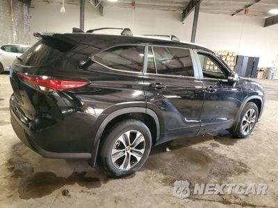 Trzecie zdjęcie samochodu z tyłu: 2023 TOYOTA HIGHLANDER L VIN:5TDKDRBH0PS028327 - miniatura