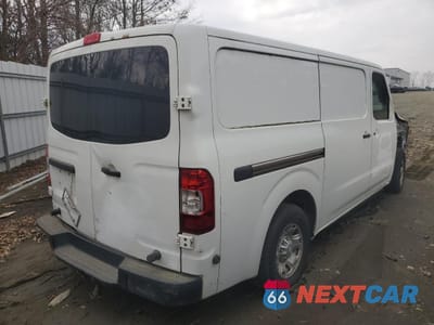 Trzecie zdjęcie samochodu z tyłu: 2013 NISSAN NV 1500 VIN:1N6BF0KY2DN102447 - miniatura
