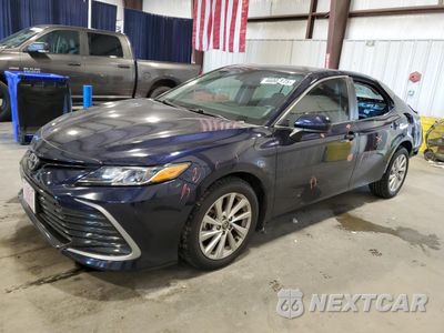 2021 TOYOTA CAMRY LE 4T1C11AK6MU458586 - główne zdjęcie licytacji z USA - miniatura