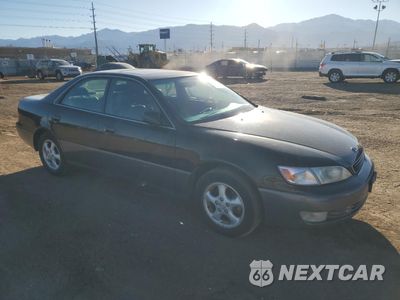 Czwarte zdjęcie samochodu z boku: 1997 LEXUS ES 300 VIN:JT8BF22G0V0017769 - miniatura
