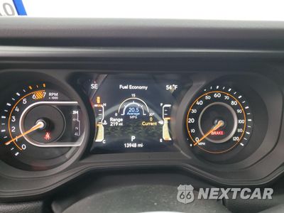 Zdjęcie 9 z 13 samochodu: 2024 JEEP WRANGLER SAHARA VIN:1C4PJXEN6RW106911 - miniatura