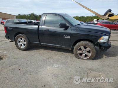 Czwarte zdjęcie samochodu z boku: 2018 RAM 1500 ST VIN:3C6JR6AG3JG225557 - miniatura