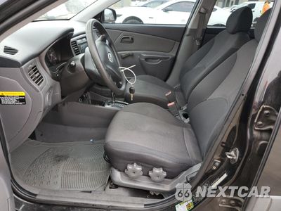 Zdjęcie 7 z 13 samochodu: 2007 KIA RIO BASE VIN:KNADE123876240451 - miniatura