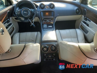 Zdjęcie 8 z 13 samochodu: 2014 JAGUAR XJL SUPERCHARGED VIN:SAJWA2GT9EMV74892 - miniatura