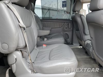 Zdjęcie 11 z 16 samochodu: 2008 TOYOTA SIENNA XLE VIN:5TDBK22C98S018754 - miniatura