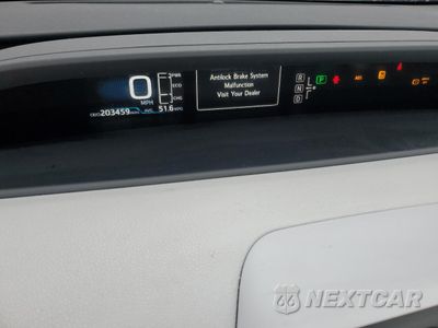 Zdjęcie 9 z 13 samochodu: 2016 TOYOTA PRIUS VIN:JTDKARFU9G3024665 - miniatura