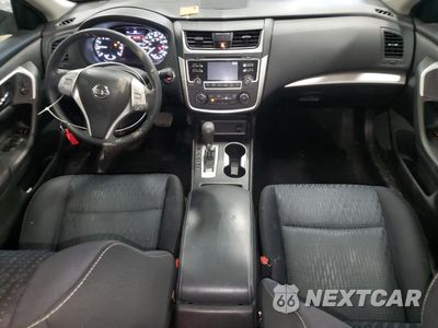 Zdjęcie 8 z 12 samochodu: 2016 NISSAN ALTIMA 2.5 VIN:1N4AL3AP2GN314941 - miniatura