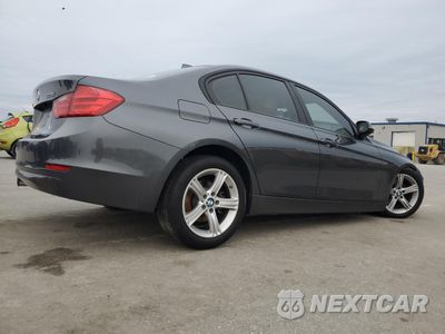 Trzecie zdjęcie samochodu z tyłu: 2014 BMW 328 XI VIN:WBA3B3C54EJ983408 - miniatura