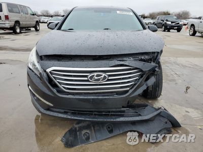 Piąte zdjęcie samochodu w środku: 2017 HYUNDAI SONATA SE VIN:5NPE24AF1HH554768 - miniatura