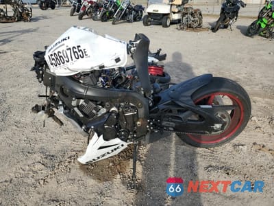 Trzecie zdjęcie samochodu z tyłu: 2025 SUZUKI GSX-R600 VIN:JS1GN7FA7S7100867 - miniatura