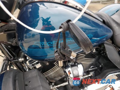 Zdjęcie 8 z 10 samochodu: 2020 HARLEY-DAVIDSON FLHTCUTG VIN:1HD1MAF15LB858909 - miniatura