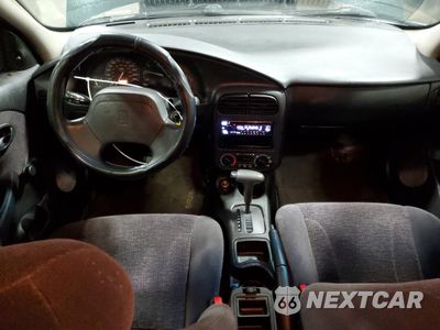 Zdjęcie 8 z 12 samochodu: 2000 SATURN SL2 VIN:1G8ZK5274YZ211051 - miniatura