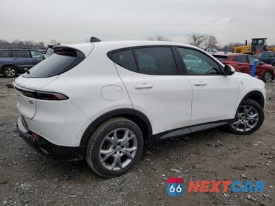 Trzecie zdjęcie samochodu z tyłu: 2024 DODGE HORNET R/T VIN:ZACPDFCW5R3A28977 - miniatura