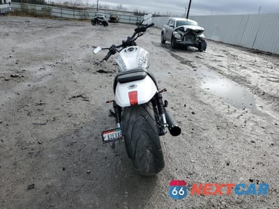 Czwarte zdjęcie samochodu z boku: 2017 HARLEY-DAVIDSON VRSCDX NIGHT ROD SPECIAL VIN:1HD1HHH1XHC801214 - miniatura
