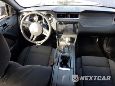 Zdjęcie 8 z 15 samochodu: 2011 FORD MUSTANG VIN:1ZVBP8AM6B5129979 - miniatura