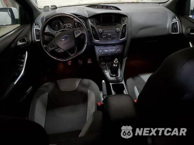 Zdjęcie 8 z 13 samochodu: 2016 FORD FOCUS ST VIN:1FADP3L92GL203575 - miniatura