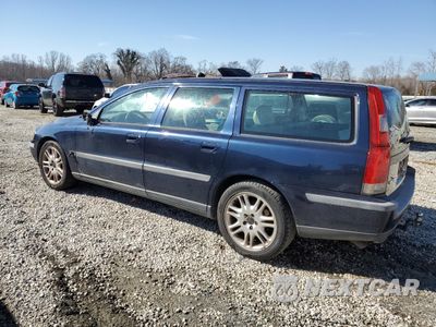 Drugie zdjęcie samochodu z przodu: 2004 VOLVO V70 FWD VIN:YV1SW59V542407951 - miniatura