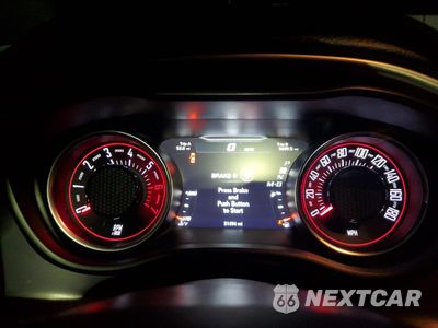 Zdjęcie 9 z 13 samochodu: 2019 DODGE CHALLENGER R/T SCAT PACK VIN:2C3CDZFJ9KH574086 - miniatura