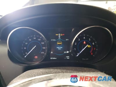 Zdjęcie 9 z 12 samochodu: 2017 JAGUAR XE VIN:SAJAF4BV9HA951050 - miniatura