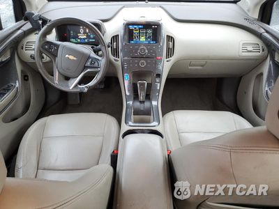 Zdjęcie 8 z 14 samochodu: 2014 CHEVROLET VOLT VIN:1G1RE6E4XEU161858 - miniatura