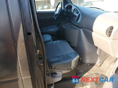 Zdjęcie 10 z 13 samochodu: 2000 FORD ECONOLINE E350 SUPER DUTY CUTAWAY VAN VIN:1FDWE35SXYHA79161 - miniatura