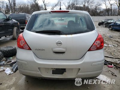 Zdjęcie 6 z 14 samochodu: 2007 NISSAN VERSA S VIN:3N1BC13E07L376632 - miniatura