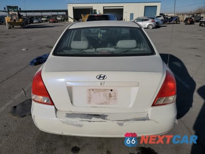 Zdjęcie 6 z 14 samochodu: 2002 HYUNDAI ELANTRA GLS VIN:KMHDN45DX2U341791 - miniatura