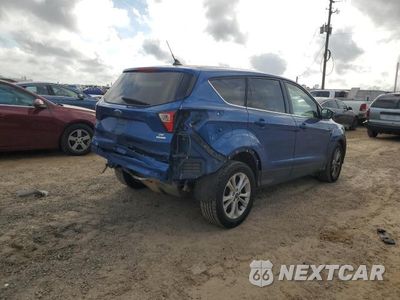 Trzecie zdjęcie samochodu z tyłu: 2019 FORD ESCAPE SE VIN:1FMCU0GD8KUC35473 - miniatura