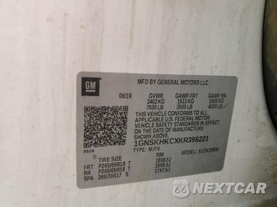 Zdjęcie 15 z 15 samochodu: 2019 CHEVROLET SUBURBAN K1500 LT VIN:1GNSKHKCXKR398221 - miniatura