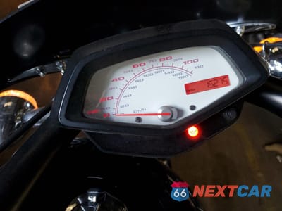 Zdjęcie 7 z 9 samochodu: 2015 HONDA VT1300 CX VIN:JH2SC61P0FK100229 - miniatura