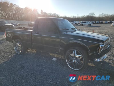 Czwarte zdjęcie samochodu z boku: 1991 CHEVROLET S TRUCK S10 VIN:1GCCS14ZXM2181219 - miniatura