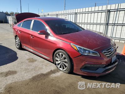 Czwarte zdjęcie samochodu z boku: 2015 HYUNDAI SONATA SPORT VIN:5NPE34AF0FH231130 - miniatura