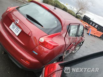 Trzecie zdjęcie samochodu z tyłu: 2013 NISSAN JUKE S VIN:JN8AF5MR9DT205981 - miniatura