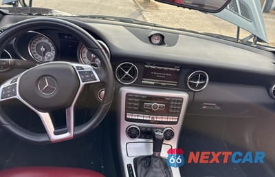 Zdjęcie 9 z 10 samochodu: 2016 MERCEDES-BENZ SLK 350 VIN:WDDPK5HA0GF117609 - miniatura