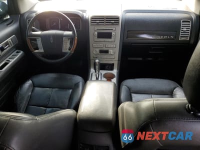 Zdjęcie 8 z 15 samochodu: 2007 LINCOLN MKX VIN:2LMDU88C07BJ14432 - miniatura