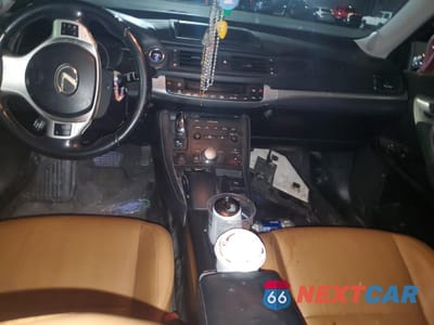 Zdjęcie 8 z 13 samochodu: 2012 LEXUS CT 200 VIN:JTHKD5BH0C2106131 - miniatura
