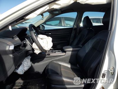 Zdjęcie 7 z 13 samochodu: 2020 NISSAN ALTIMA SR VIN:1N4BL4CV1LC113124 - miniatura