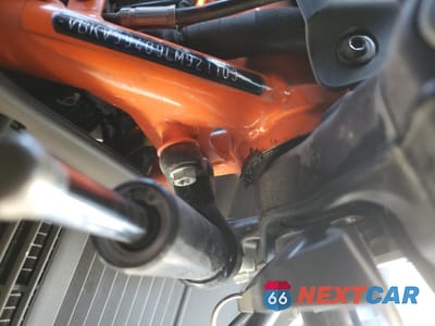 Zdjęcie 9 z 10 samochodu: 2020 KTM 1290 SUPER ADVENTURE R VIN:VBKV59409LM921103 - miniatura