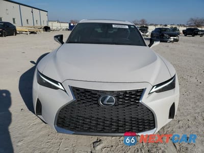 Piąte zdjęcie samochodu w środku: 2024 LEXUS IS 300 VIN:JTHCA1D23R5129120 - miniatura