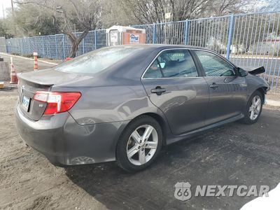 Trzecie zdjęcie samochodu z tyłu: 2014 TOYOTA CAMRY L VIN:4T1BF1FKXEU847075 - miniatura