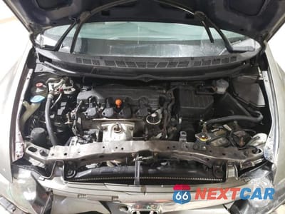Zdjęcie 11 z 12 samochodu: 2006 HONDA CIVIC LX VIN:1HGFA165X6L052020 - miniatura