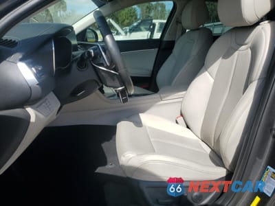 Zdjęcie 7 z 14 samochodu: 2020 GENESIS G70 VIN:KMTG64LA4LU056255 - miniatura